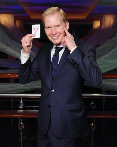 tim-hall-mentalist-mind-reader-question-mark-card-in-hand